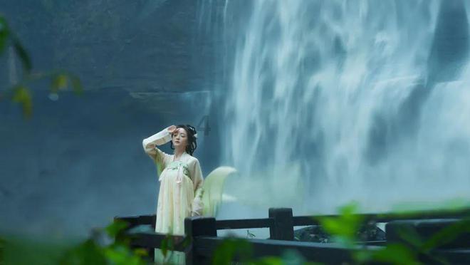 李娜夺冠十年后，中国女网再升空
