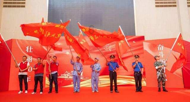 小猫钓鱼游戏龙王版有船