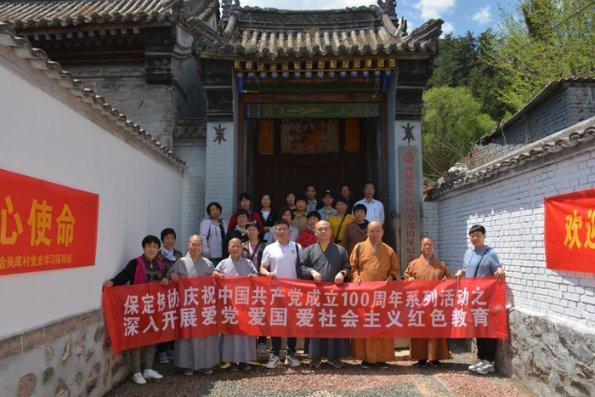 沙漠废墟逃离