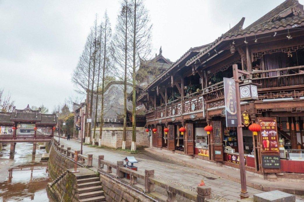 商务部：发展“跨境电商+产业带” 鼓励传统外贸企业转型跨境电商